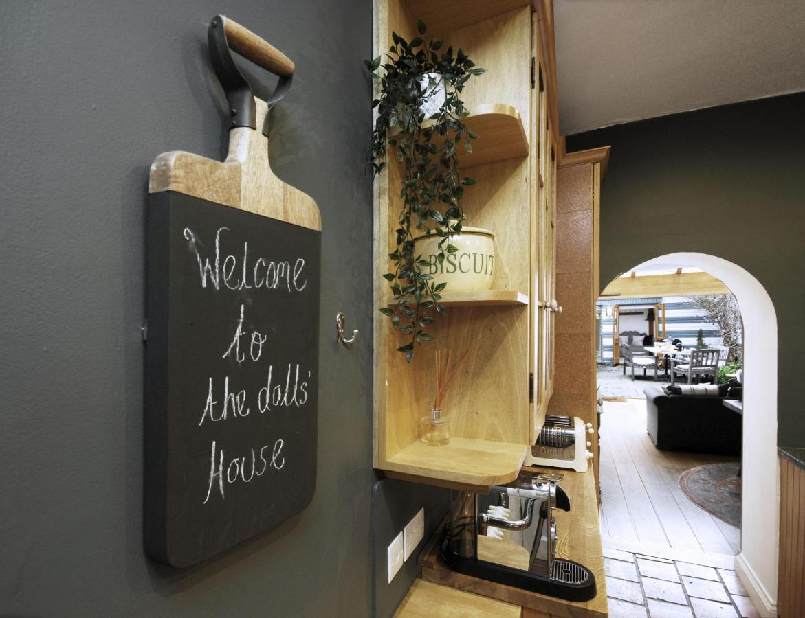 Villa Dolls House - Luxury Townhouse *Sleeps 10* Henley-on-Thames Exterior foto