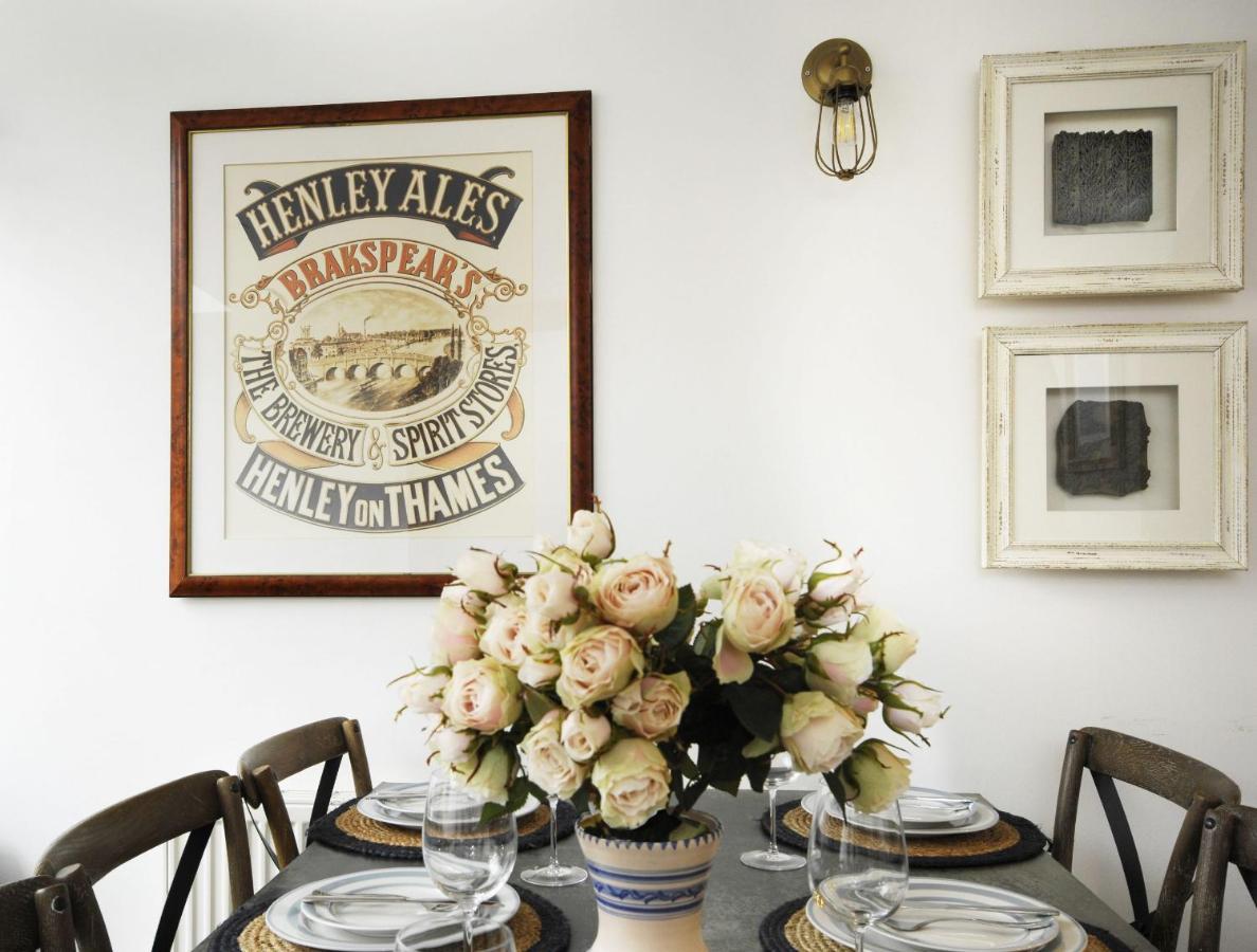 Villa Dolls House - Luxury Townhouse *Sleeps 10* Henley-on-Thames Exterior foto
